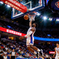 看球网篮球频道NBA赛事直播，球员扣篮精彩瞬间